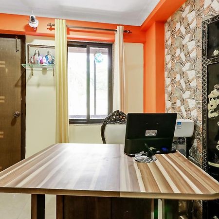 Oyo Beautiful Studio'S Near Immaculate Conception Church باناجي المظهر الخارجي الصورة